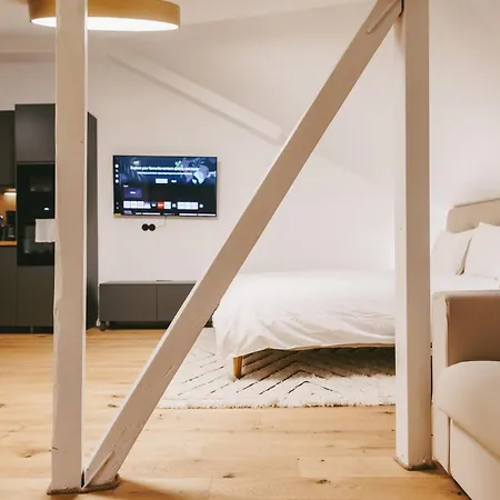 7 Main Square Boutique Apartments - Kullassepa Lejlighed