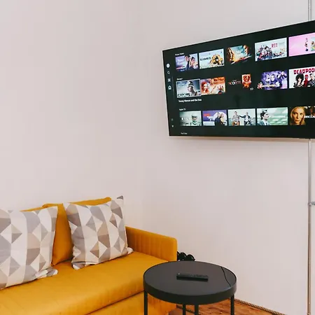 Kullassepa Boutique - Square View * Tallinn