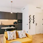 7 Main Square Boutique - Kullassepa * Tallinn