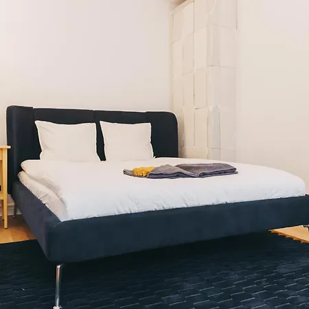 7 Main Square Boutique - Kullassepa Tallinn