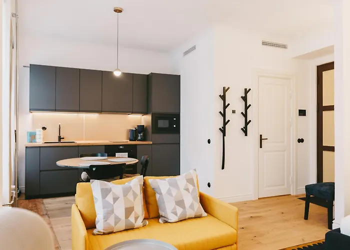 7 Main Square Boutique Apartments - Kullassepa * טאלין