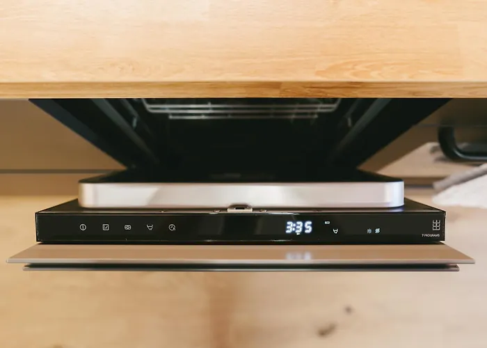 Kullassepa Boutique - Square View